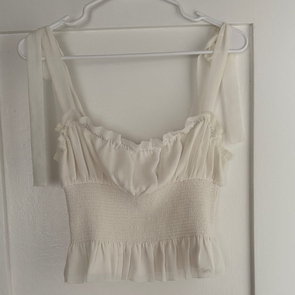 Aritzia Wilfred Cream Ruffled Top
